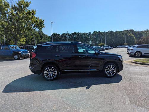 2023 GMC Terrain Denali