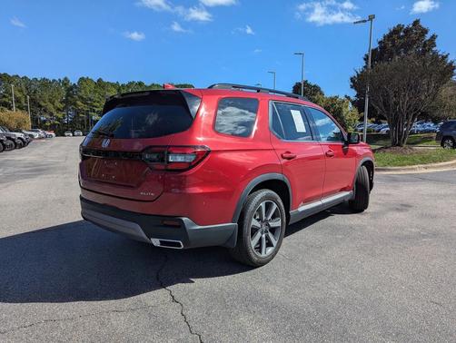 2023 Honda Pilot AWD Elite