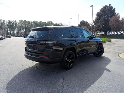 2023 Jeep Grand Cherokee L Altitude