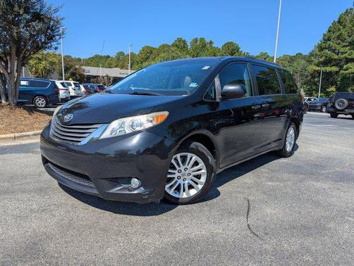 2012 Toyota Sienna XLE