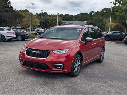 2026 Chrysler Pacifica L