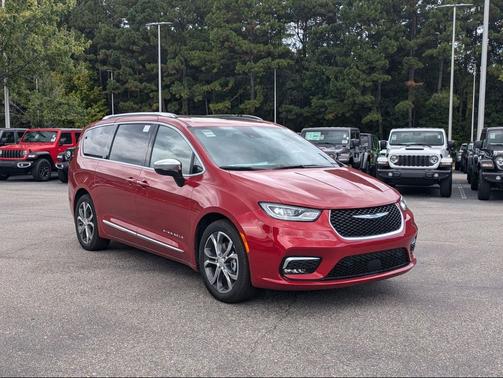 2026 Chrysler Pacifica L