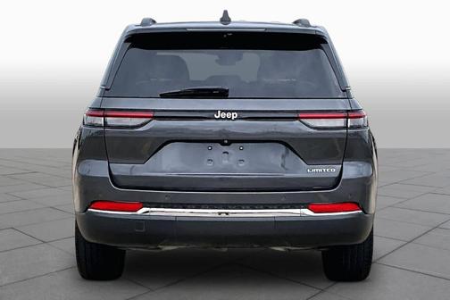 Metallic 2024 Jeep Grand Cherokee Limited
