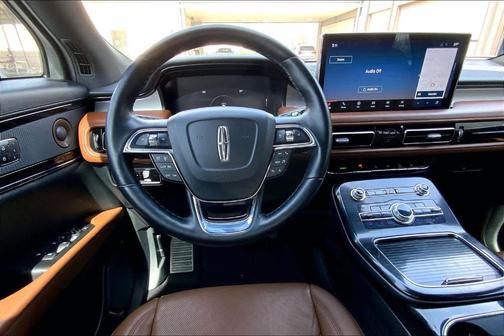 2021 Lincoln Nautilus Reserve