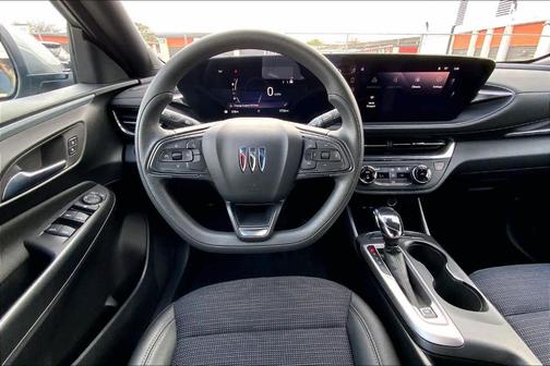 Moonstone Gray Metallic 2025 Buick Envista Preferred