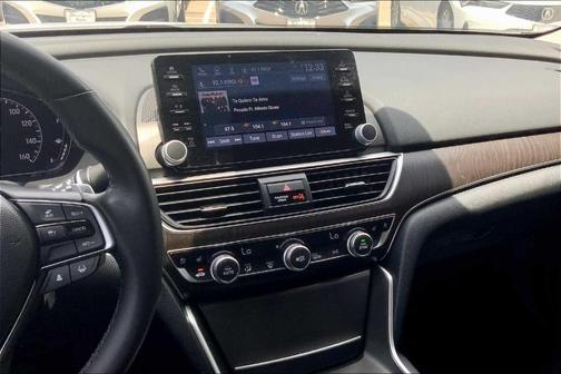 2022 Honda Accord Touring 2.0T