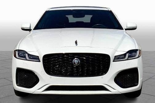 2023 Jaguar XF SE