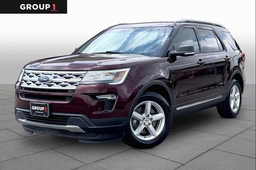 Burgundy Velvet Metallic Tinted Clearcoat 2019 Ford Explorer XLT