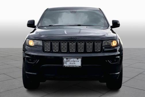 2017 Jeep Grand Cherokee Altitude