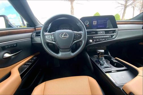 Obsidian Black 2024 Lexus ES 350