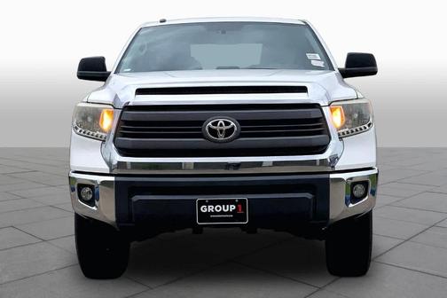 Super White 2015 Toyota Tundra SR5
