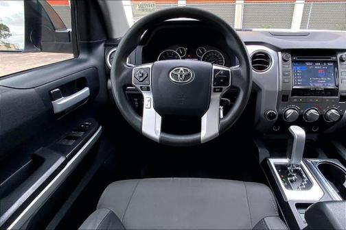 Super White 2015 Toyota Tundra SR5