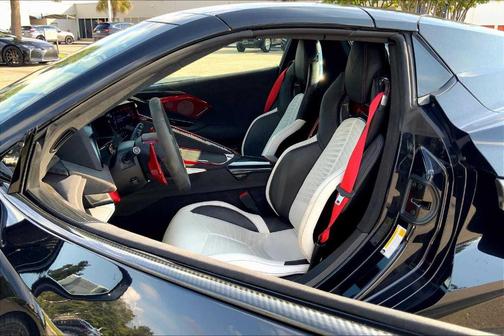 2023 Chevrolet Corvette Stingray w/3LT