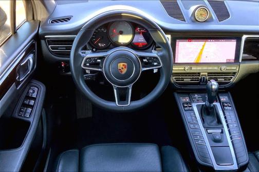 2021 Porsche Macan S