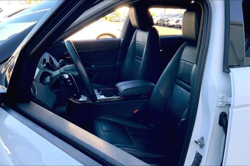 2022 Land Rover Range Rover Evoque R-Dynamic SE