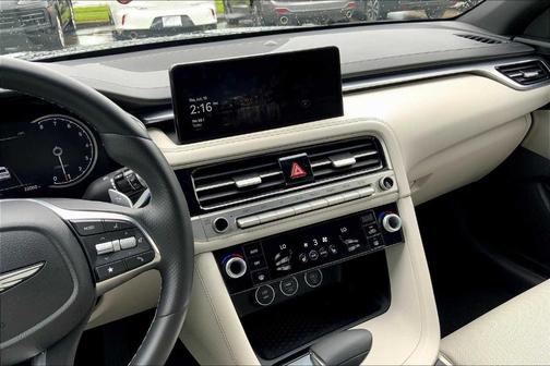 2024 Genesis G70 2.5T