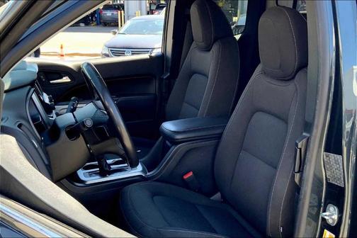2017 Chevrolet Colorado LT