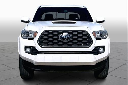 Super White 2020 Toyota Tacoma TRD Sport