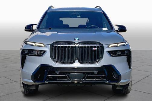 2023 BMW X7 M60i