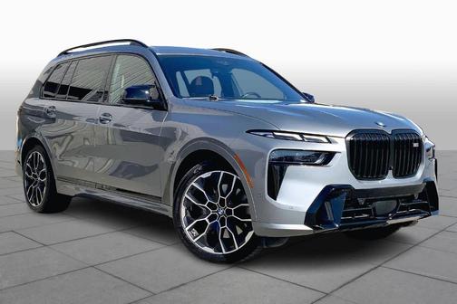 2023 BMW X7 M60i