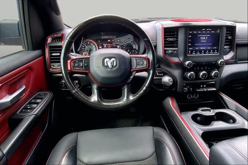 Diamond Black Crystal Pearlcoat 2020 RAM 1500 Rebel