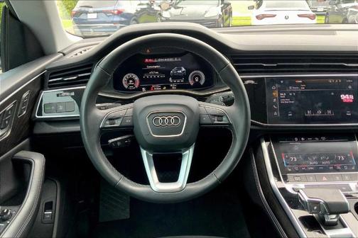 2023 Audi Q8 55 Premium Plus