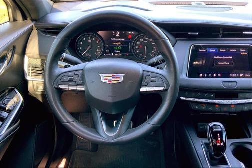 2022 Cadillac XT4 Sport