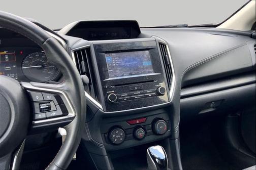 Ice Silver Metallic 2019 Subaru Crosstrek 2.0i Premium