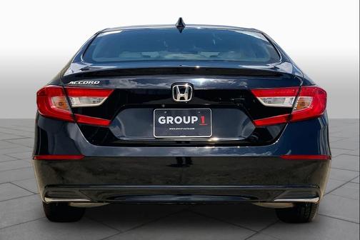 Crystal Black Pearl 2018 Honda Accord LX