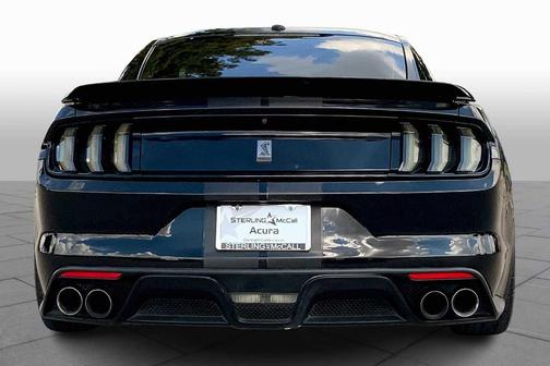 2017 Ford Shelby GT350 Base