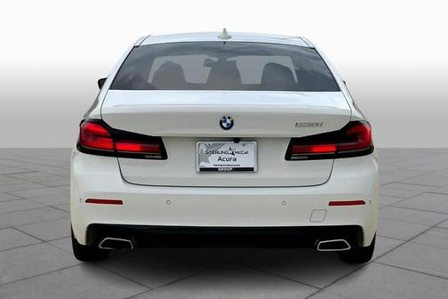 2021 BMW 530 i