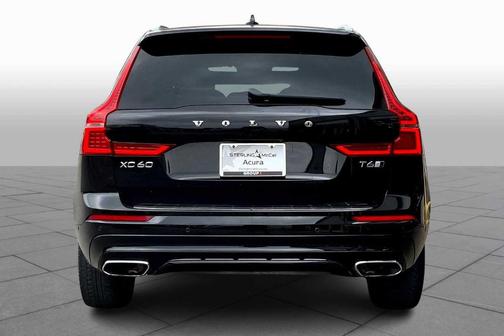 2018 Volvo XC60 T6 R-Design