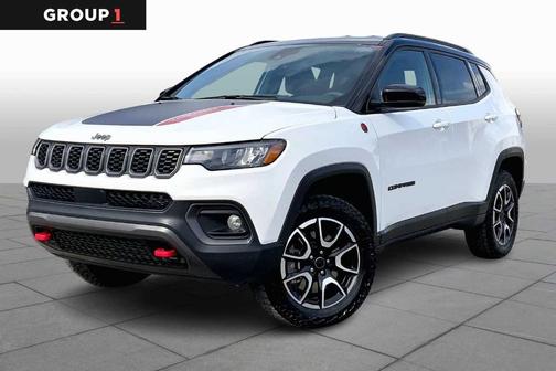 Bright White Clearcoat 2025 Jeep Compass Trailhawk