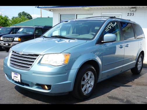 2008 Chrysler Town & Country Touring for sale in Lexington, KY - image 1