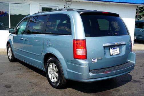 2008 Chrysler Town & Country Touring for sale in Lexington, KY - image 3
