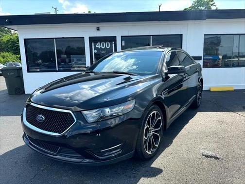2017 Ford Taurus SHO AWD
