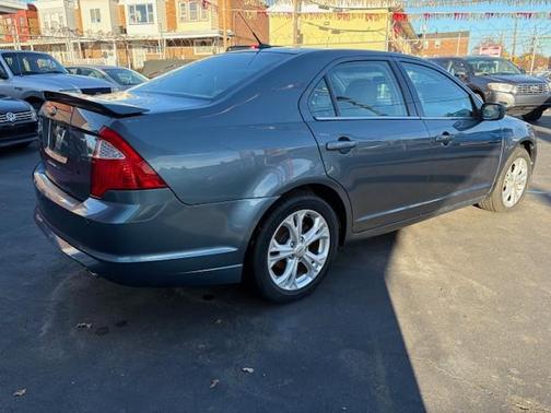 2012 Ford Fusion SE