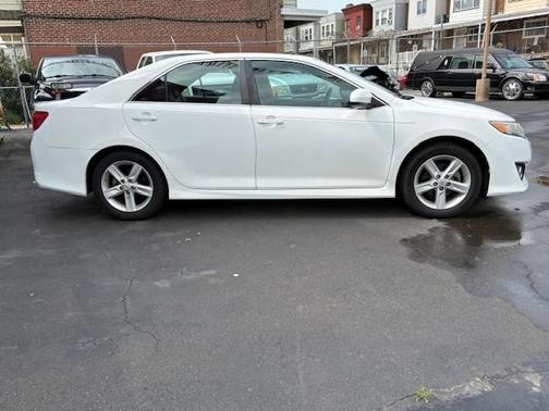 2013 Toyota Camry SE