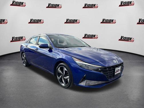 2023 Hyundai ELANTRA Limited