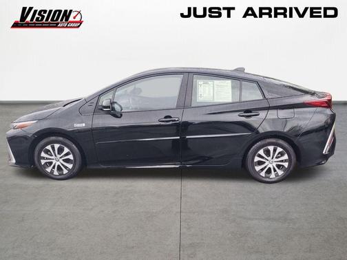 Midnight Black Metallic 2022 Toyota Prius Prime XLE