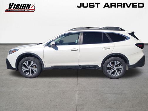 Crystal White Pearl 2022 Subaru Outback Limited