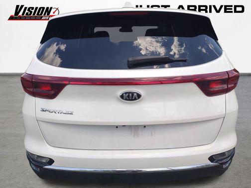 Snow White Pearl 2021 Kia Sportage LX