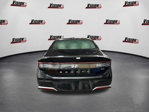 2025 Hyundai SONATA Hybrid SE