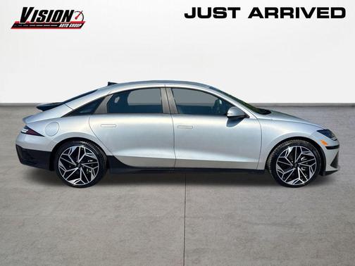 2025 Hyundai IONIQ 6 SEL