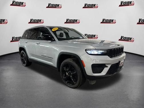 2023 Jeep Grand Cherokee Altitude