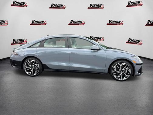 2025 Hyundai IONIQ 6 SEL