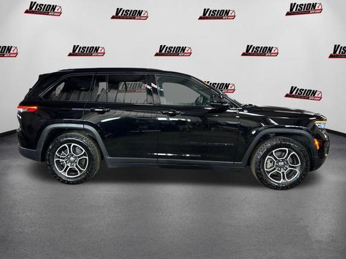 2024 Jeep Grand Cherokee 4xe Trailhawk