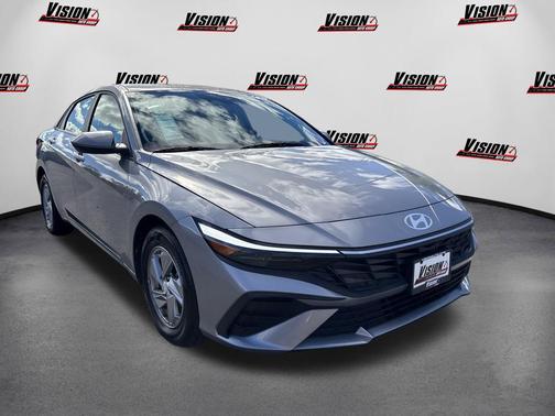 Fluid Metal 2026 Hyundai ELANTRA SE