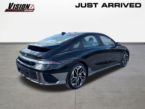 2025 Hyundai IONIQ 6 SEL