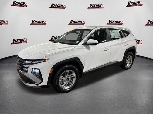 Serenity White Pearl 2025 Hyundai TUCSON SE